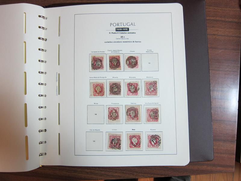 0015 (61).jpg -     Lote:    15      Marcofilia      Lotes Especiais       Descrição:      Portugal.   Colecção especializada de marcas numéricas das 1.ª e 2.ª reformas em selos de 25 reis, desde D. Maria II até D. Luís I, de frente. Lote a ver.        Lote       Valor Base:     &euro; 1.500,00     Valor Venda:     &euro; 3.000,00     